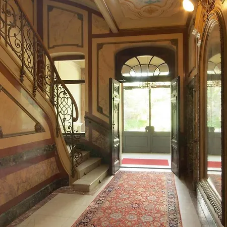 Haniel Julius Apartment *