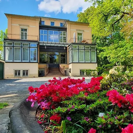 Haniel Julius Appartement *